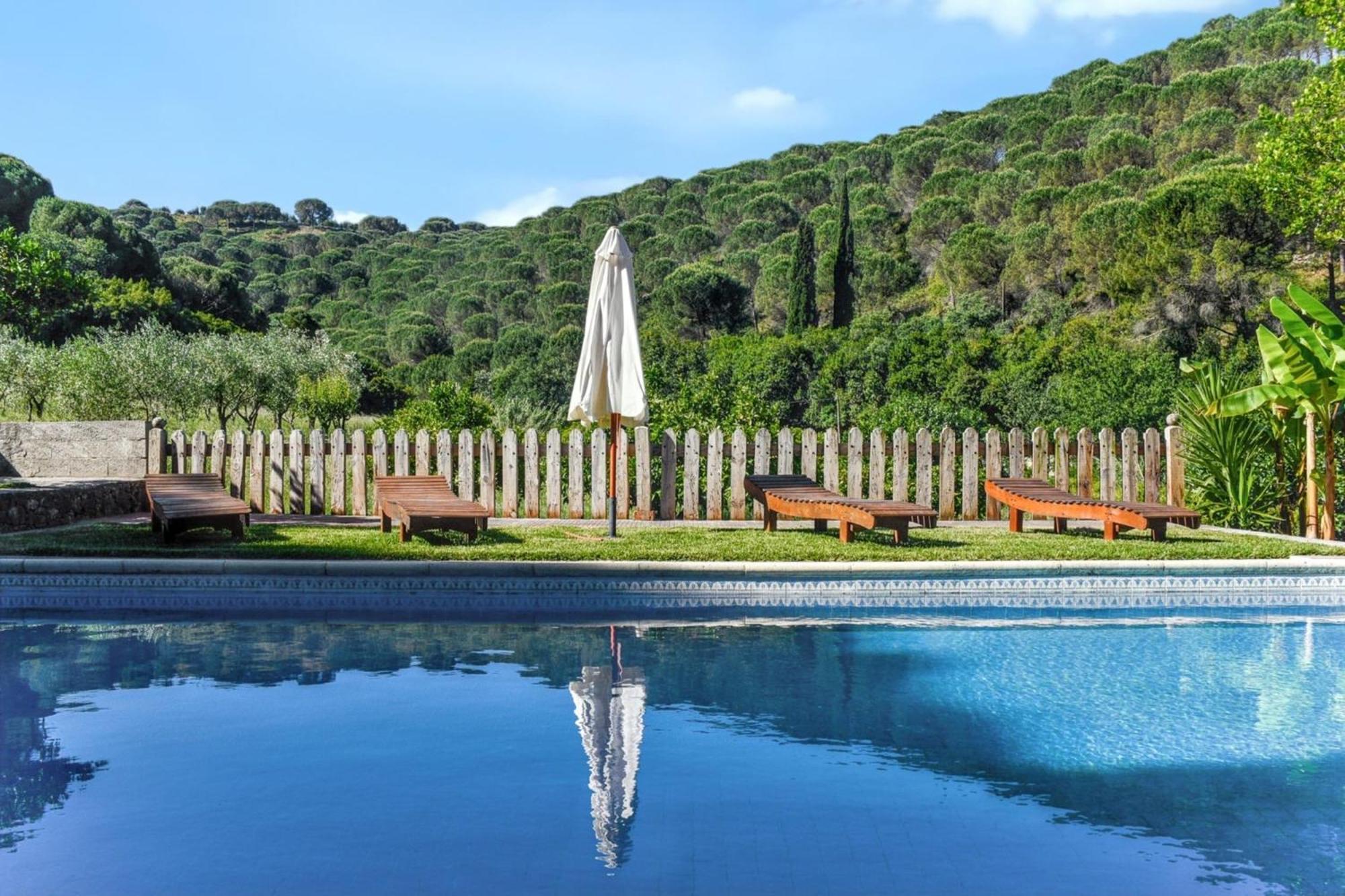 Bicentennial House In Porto De Mos With Mountain View And Pool Екстериор снимка